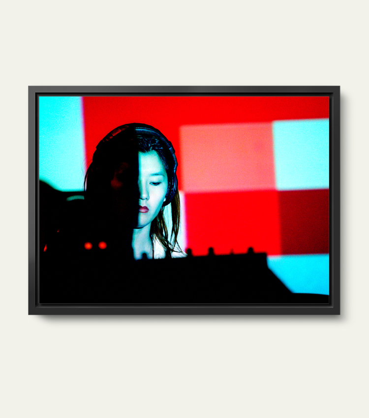 Julie | Limited 200 stuks
